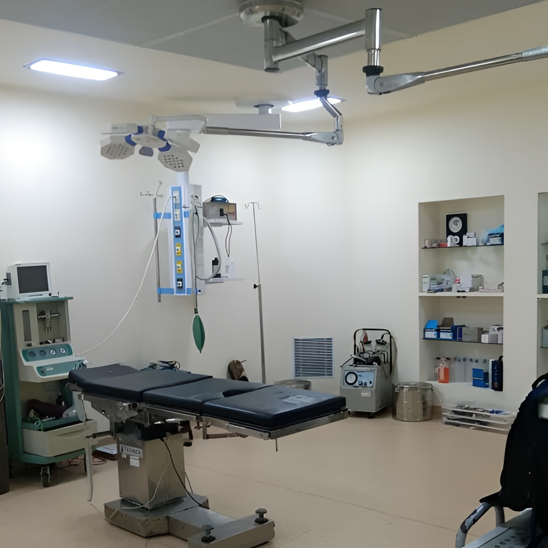 ICU Room